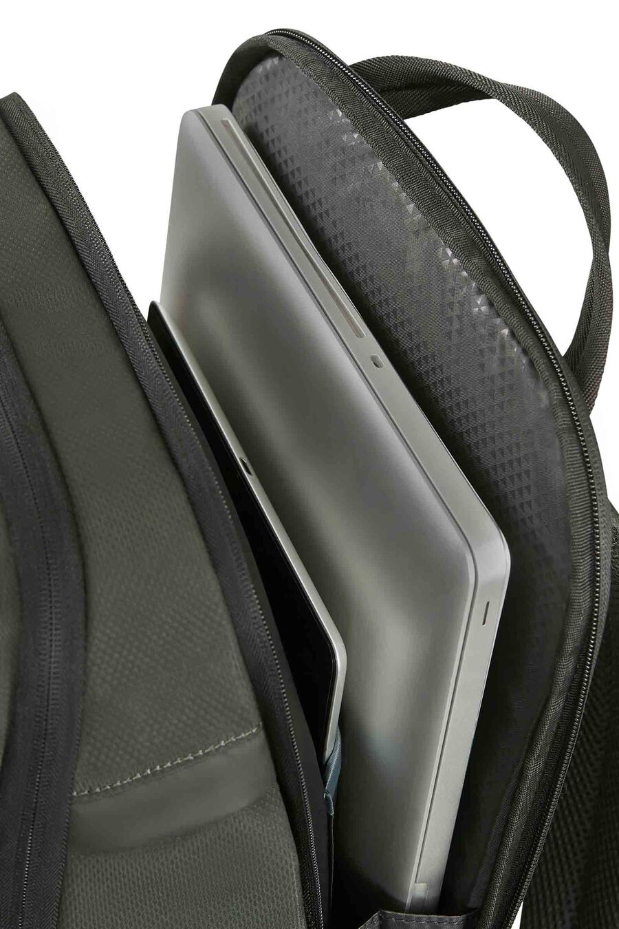 MODERNY LAPTOP BACKPACK 15.6"