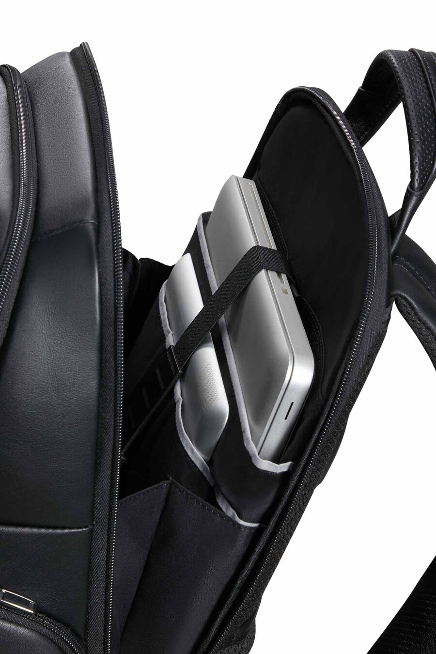 PRO-DLX LEATHER BACKPACK 15.6"