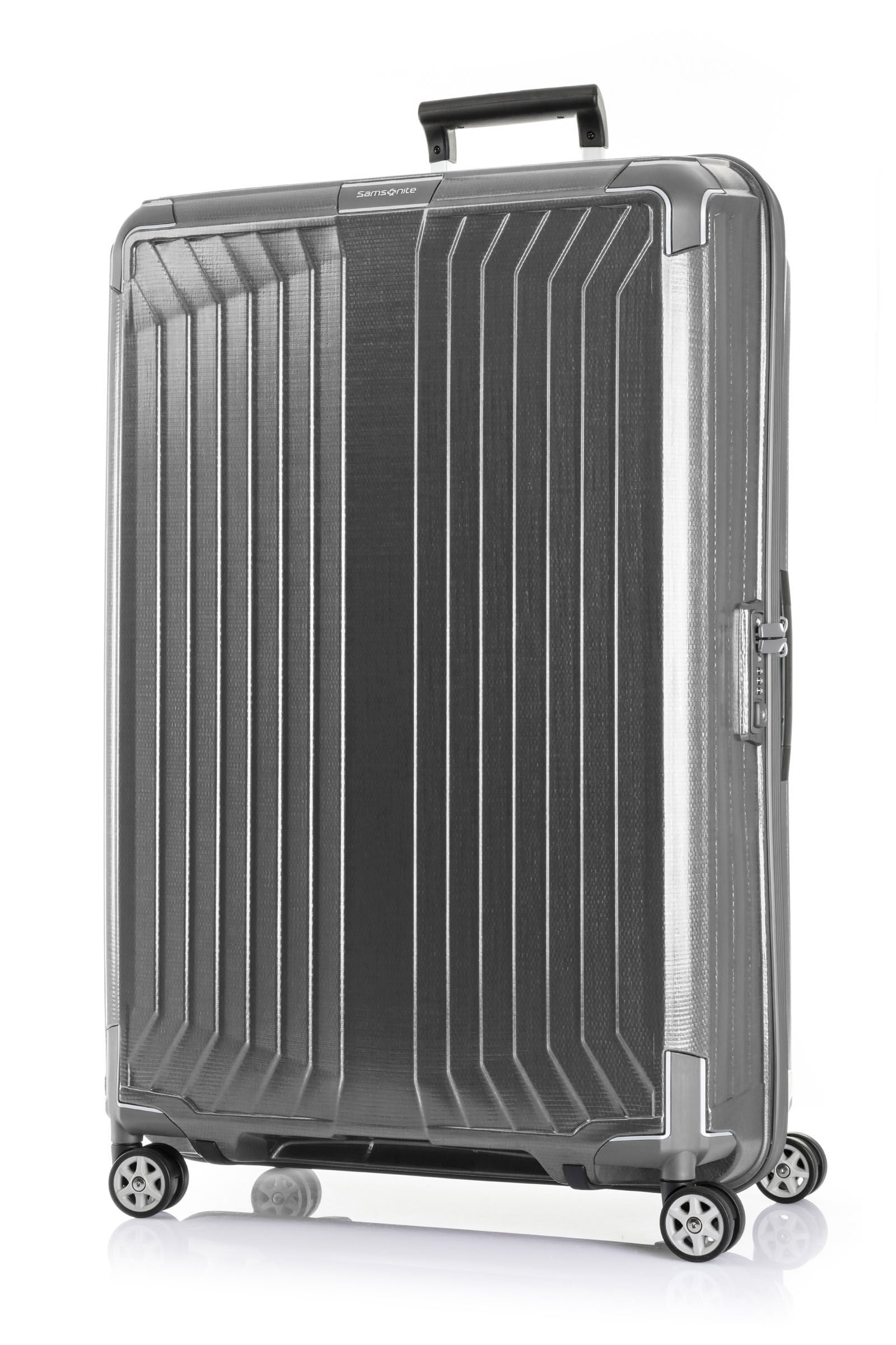 samsonite 30 kg suitcase