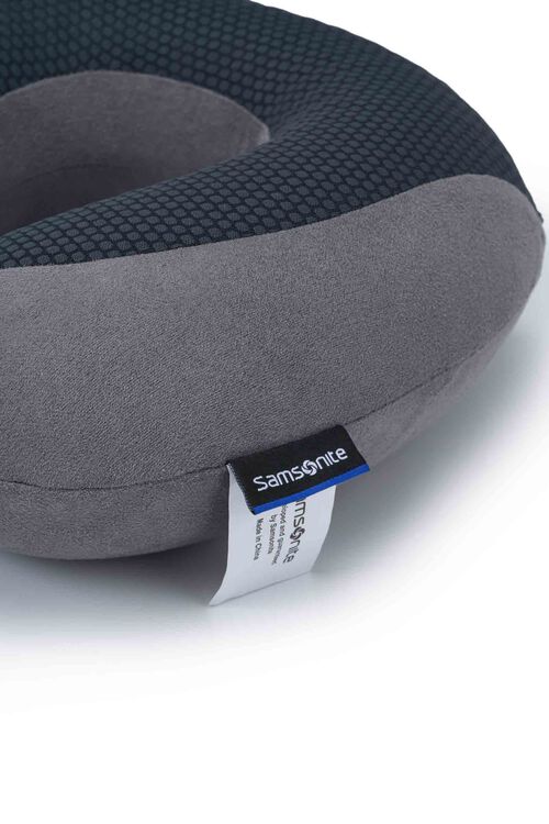 TRAVEL ESSENTIALS MEMORY FOAM COOLING GEL PILLOW