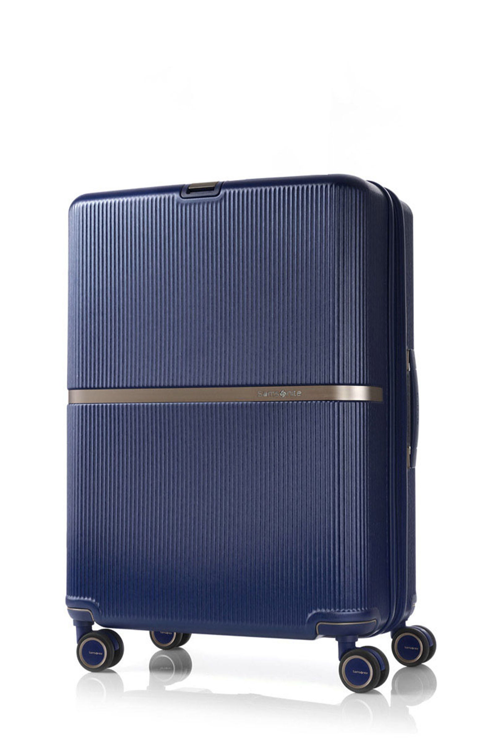 Minzr 145956-1596_hi-res_FRONT34_1.