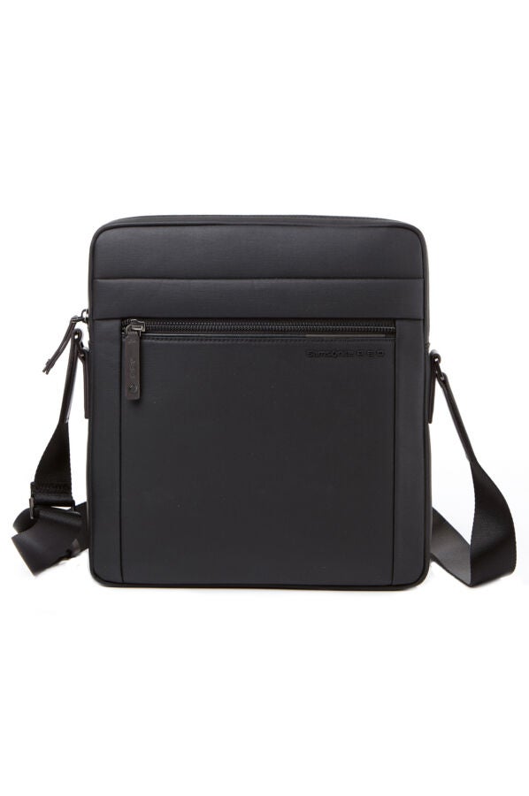 samsonite red genesseh backpack