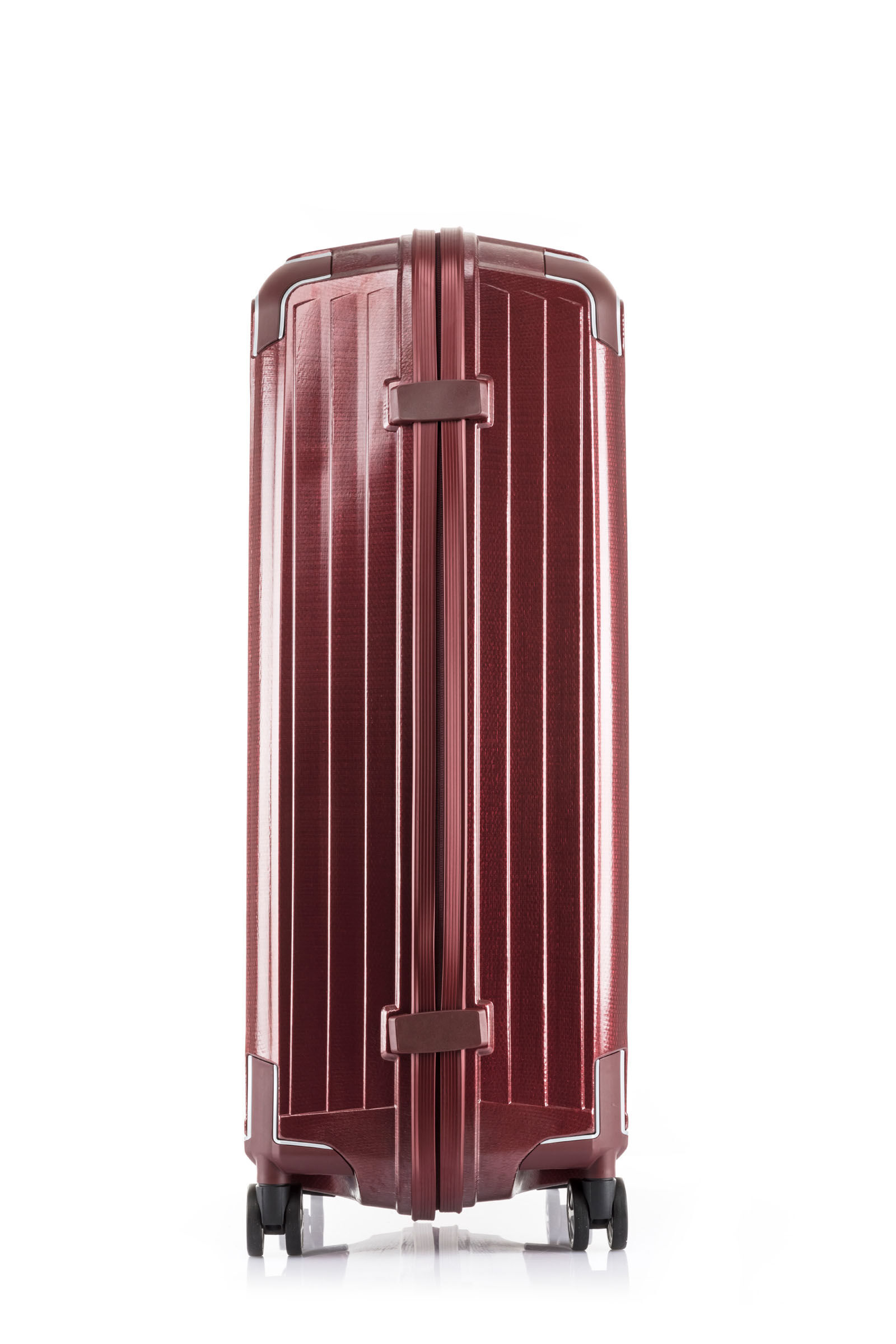 samsonite spinner carry on size