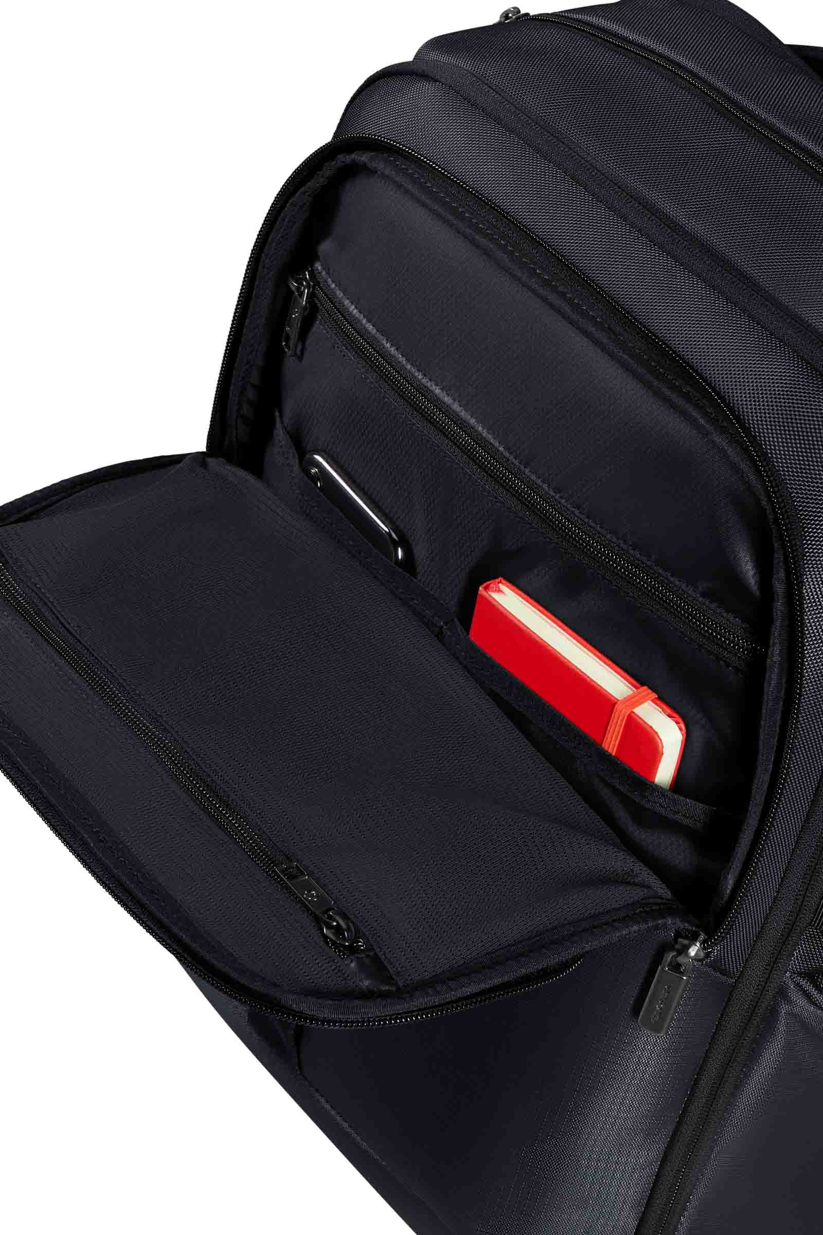BLEISURE NEX UNDERSEAT BACKPACK M 15.6"
