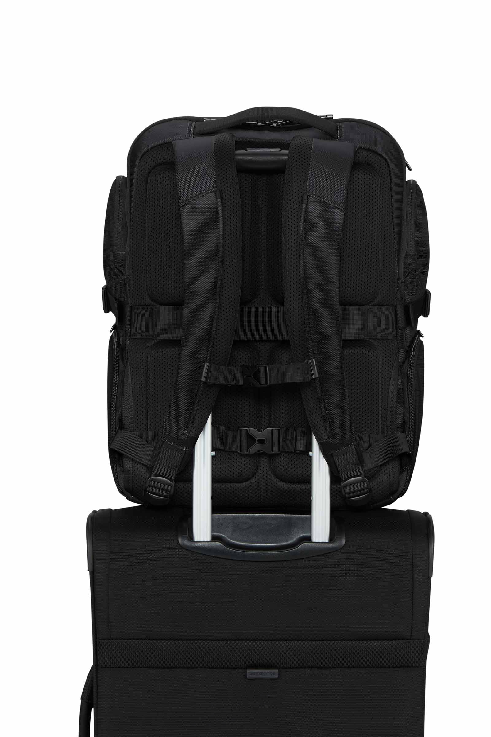 BLEISURE NEX UNDERSEAT BACKPACK M 15.6"