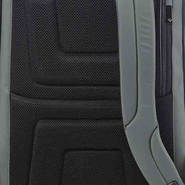 JEFFERY BACKPACK M 15.6"