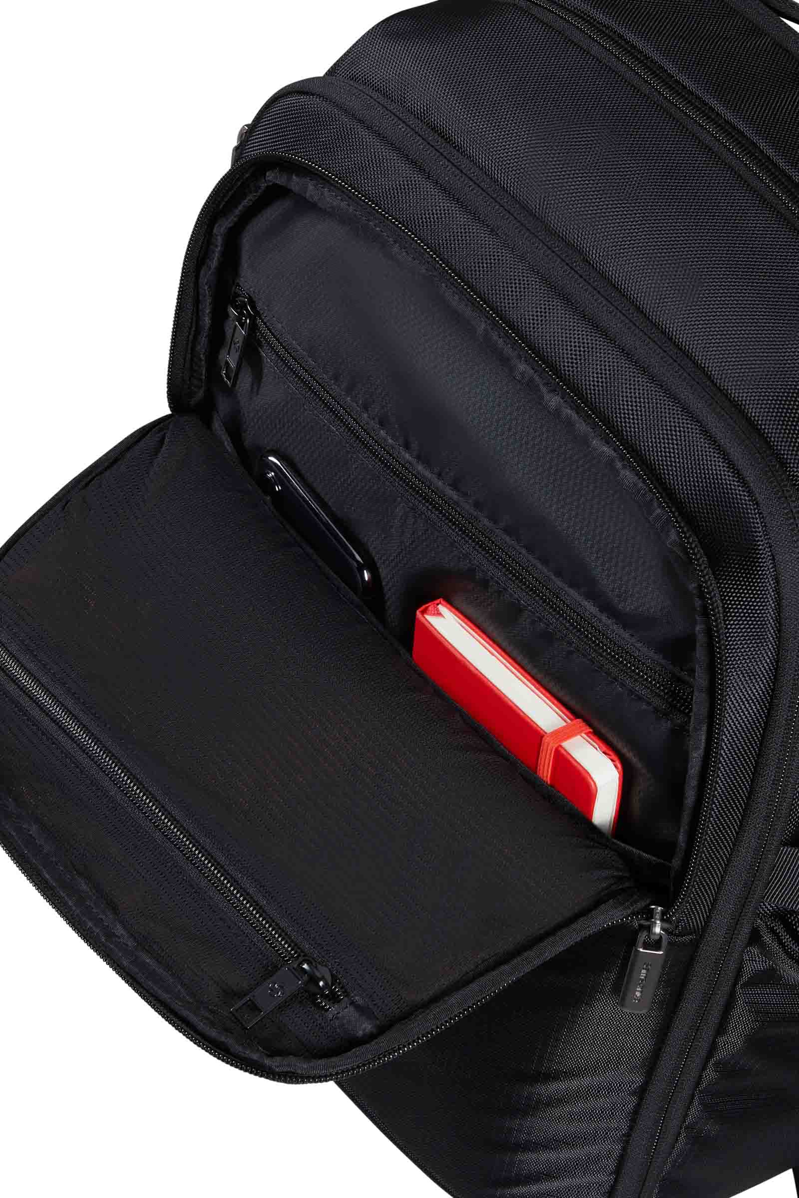 BLEISURE NEX UNDERSEAT BACKPACK S 14.1"