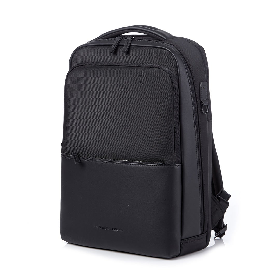Backpack in Black Carmont