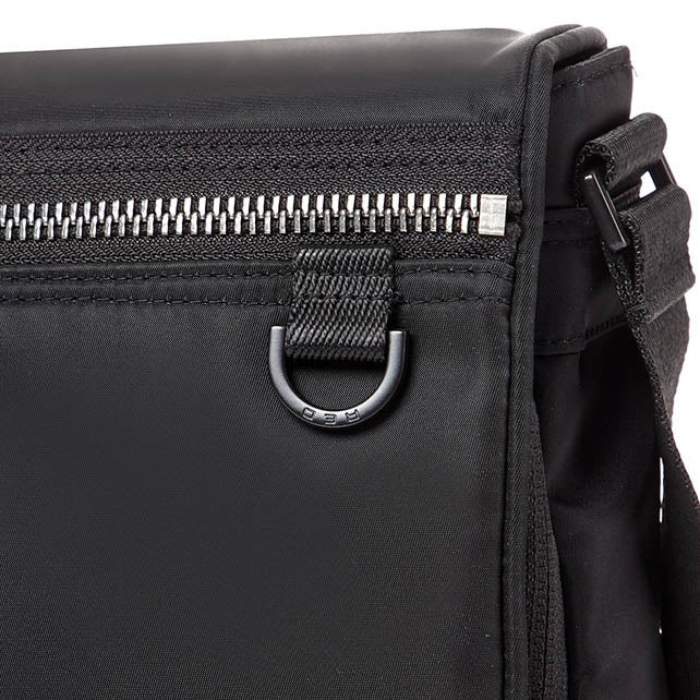 RHIANN MESSENGER BAG