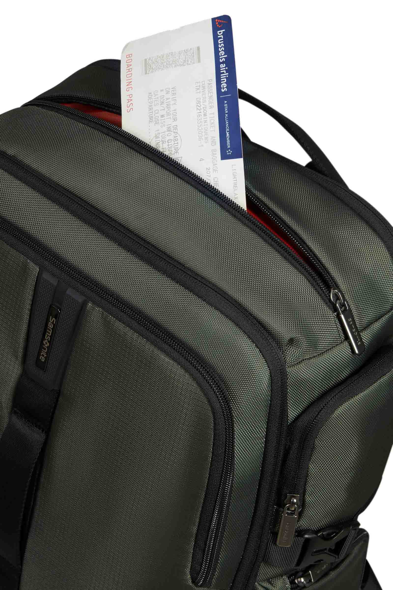 BLEISURE NEX UNDERSEAT BACKPACK M 15.6"